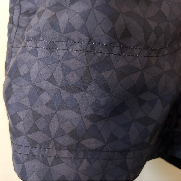 Columbia Hiking Shorts Grey Geometric Size M - Picture 2 of 9